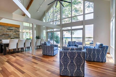 Waterfront multi-suite home private pier & hot tub