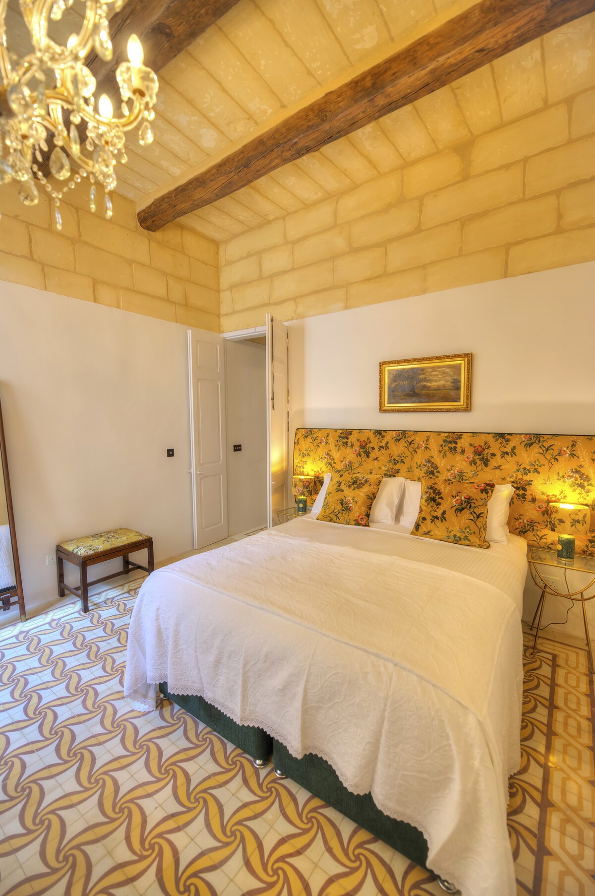 غرفة النوم 2