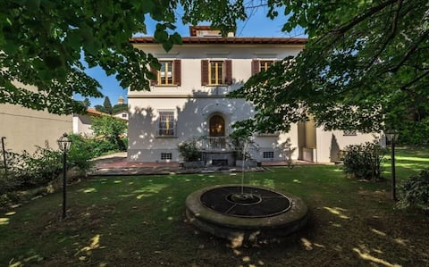 Villa Gally beautiful premium villa with garden an