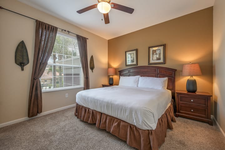 Low_4840_Cayview_Ave -208 -31