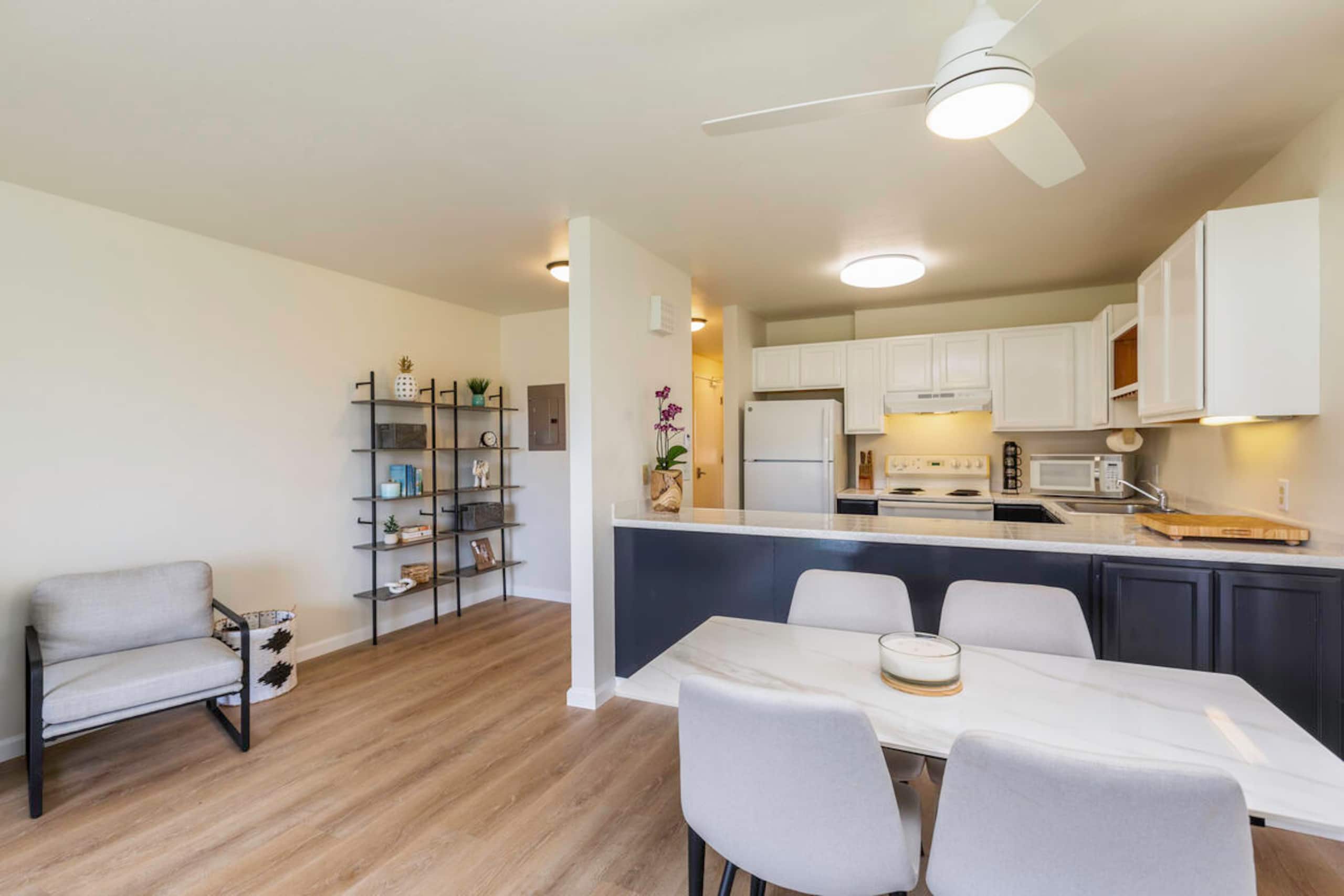 Condo in Kapaa · ★4.48 · 1 bedroom · 2 beds · 1 shared bath - Image 4