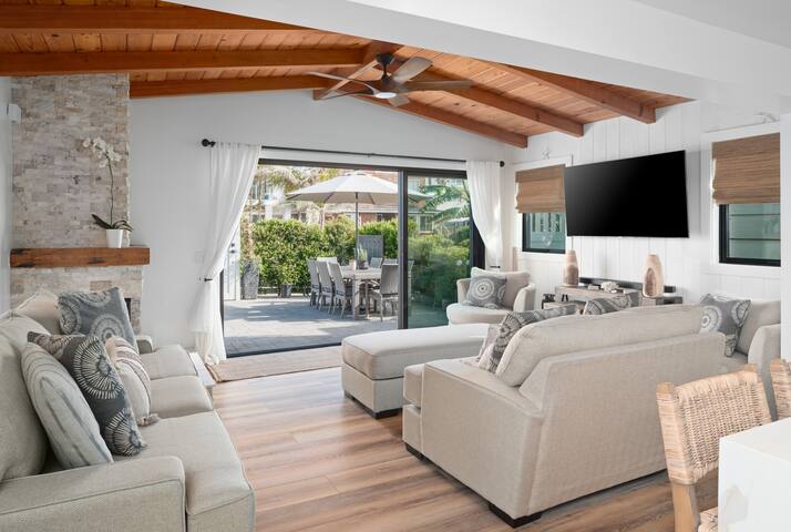 Family Beach Home | AC + Fire Pit | Walk to Beach! gallery image 5