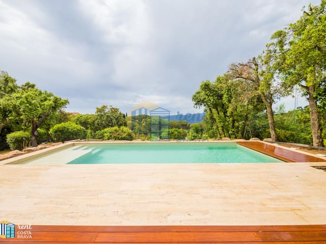 Rent Costa Brava managed Airbnb listing 2