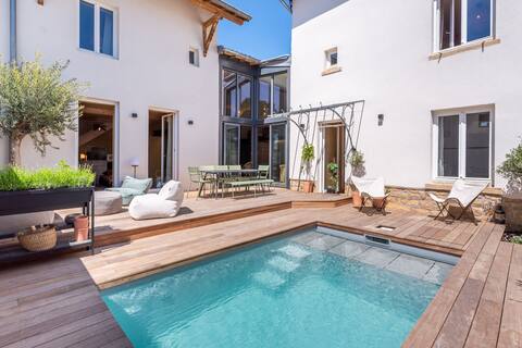Les Vieilles portes - Newly refurbished house with