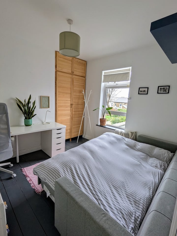 غرفة النوم 2