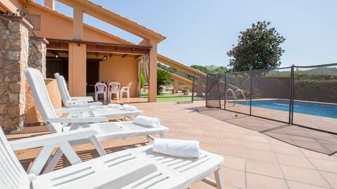 2cip01-14pax - House with capacity for 14 people a