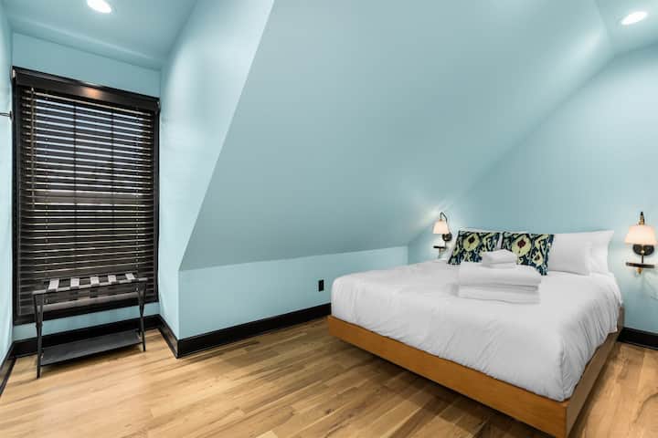 There are two baby blue rooms with queen beds - feels like you're sleeping on a cloud!