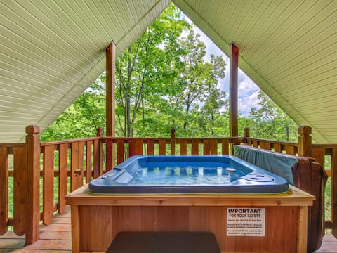 Macys Hideaway | Serene Views + Near Town & Hot