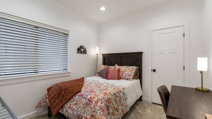 غرفة النوم 2