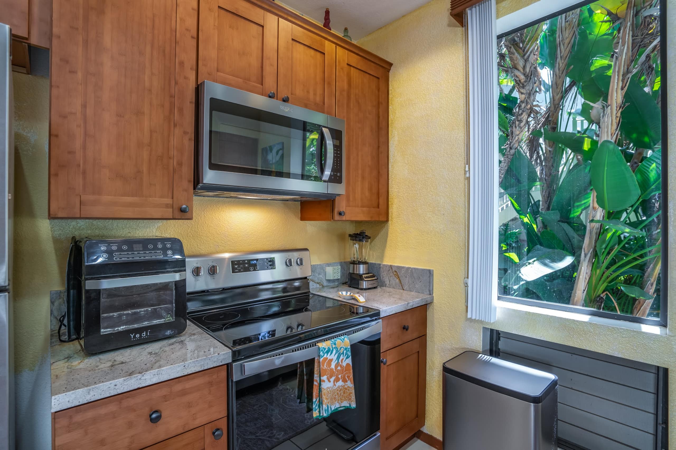 Condo in Kihei · ★4.69 · 1 bedroom · 2 beds · 2 private baths - Image 13
