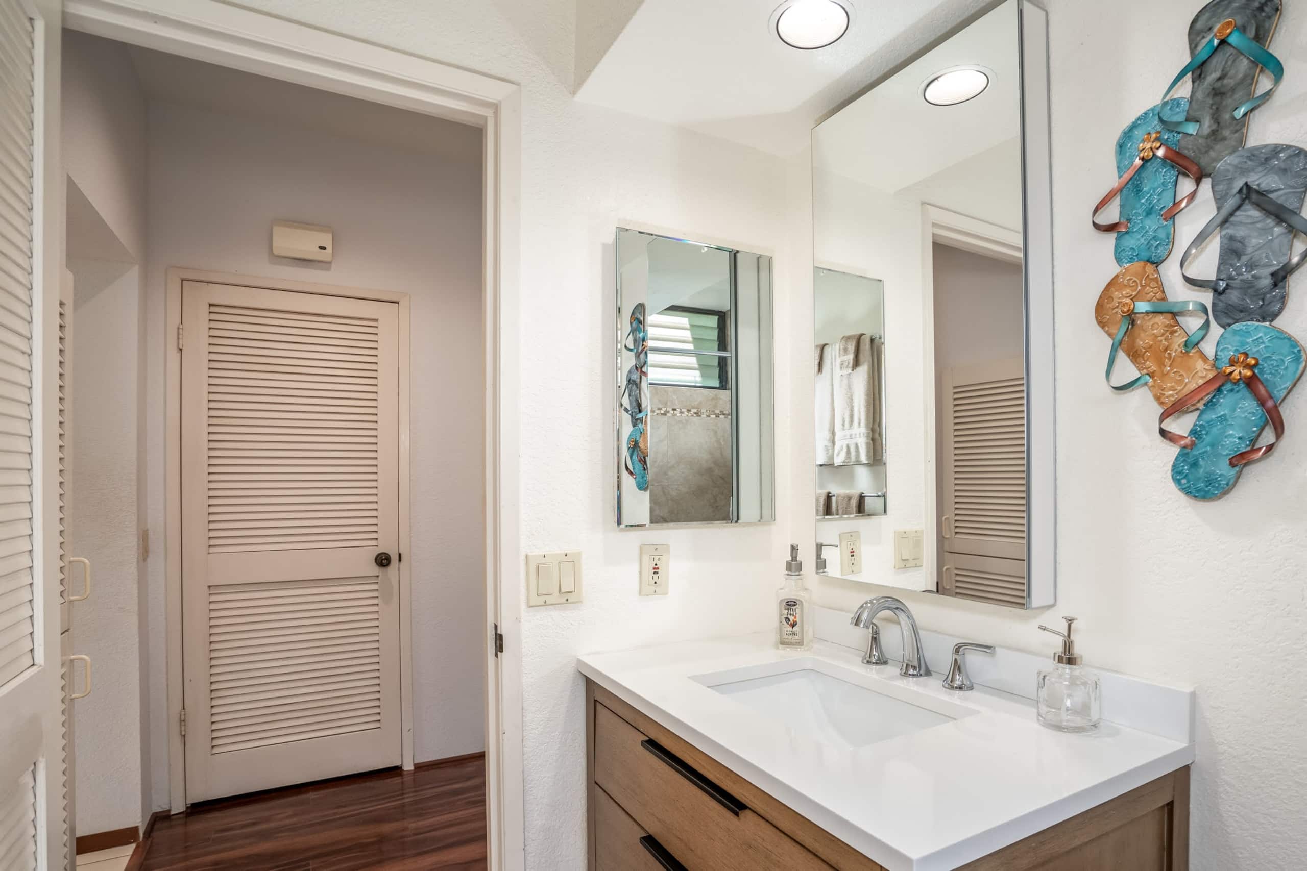 Condo in Kihei · ★4.69 · 1 bedroom · 2 beds · 2 private baths - Image 26