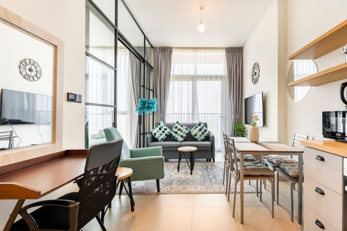 Successful Airbnb property: Fully-equipped 1-br in Dubai Hills great amenities in Hadaeq Sheikh Mohammed Bin Rashid