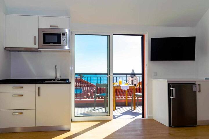 Place Oversea managed Airbnb listing 1
