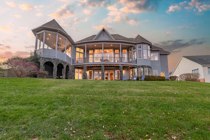 Lake Gaston Vacation Rentals managed Airbnb listing 2