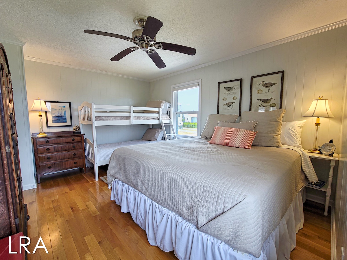 1101 Channel Blvd (Hoot [Int. Ext.]) - yenye alama ya maji-01