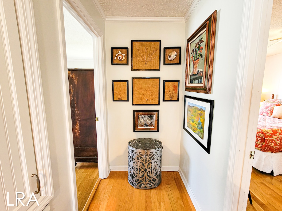 1101 Channel Blvd (Hoot [Int. Ext.]) - yenye alama ya maji-06