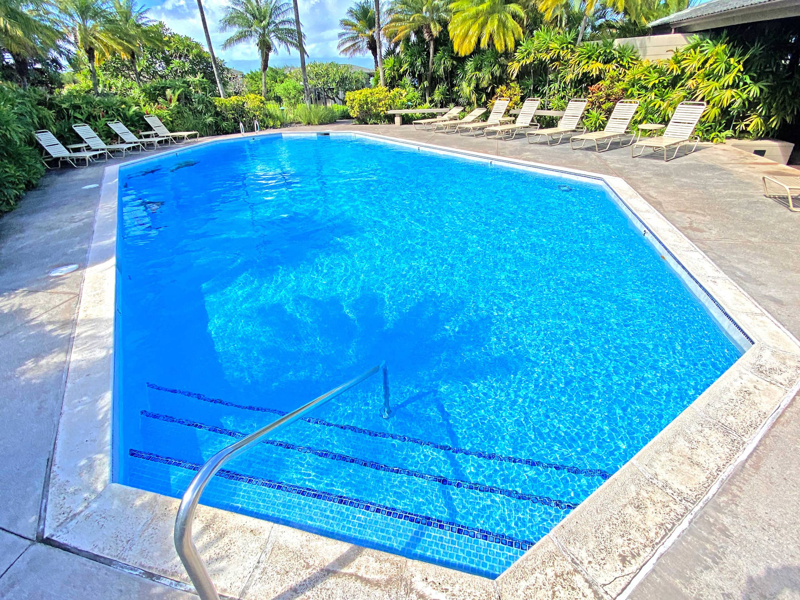 Townhouse in Lahaina · ★5.0 · 2 bedrooms · 3 beds · 3 baths - Image 3