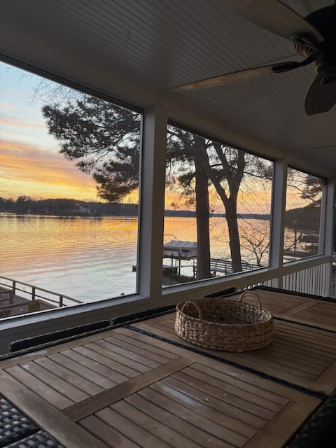 Heron's Hideaway on Lake Murray