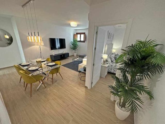 Apartamentos Morales & Arnal managed Airbnb listing 3