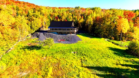 Burnt Jacket Lodge *Incredible Views* Sleeps 15