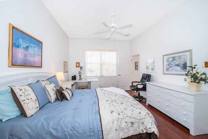 1234BlackheathCt -23