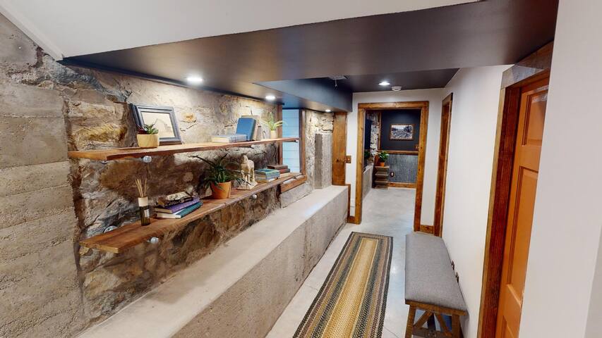 Colby Cottage in Taylors Falls gallery image 4