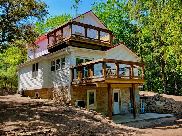 Colby Cottage in Taylors Falls gallery image 5