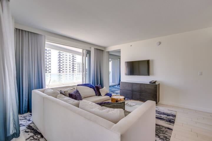 Fort Lauderdale Condo w/ Veranda + Ocean View! gallery image 5