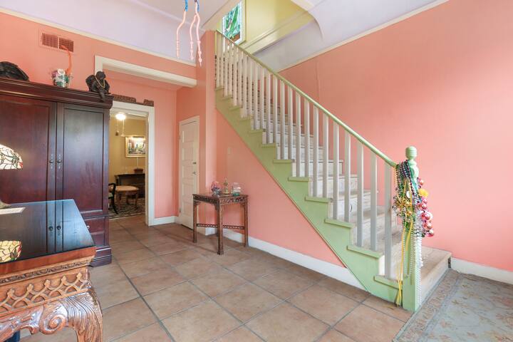 Full Property Buyout – sleeps 15 gallery image 4