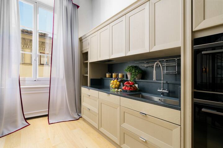 Marchesa Olympia Dimora degli Affreschi Florence gallery image 4