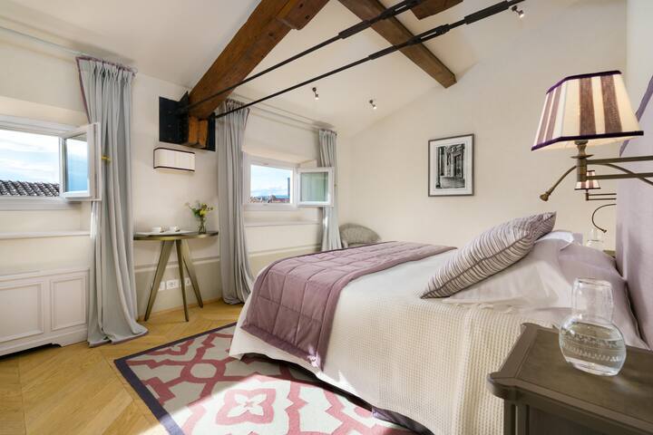 Marchesa Olympia Dimora degli Affreschi Florence gallery image 5