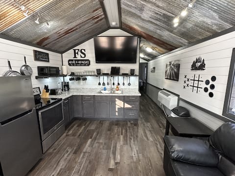 FS Cabin #3 Brand New