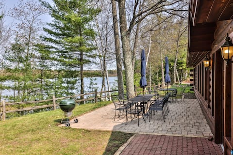 Private 8 bedroom home on Little Muskie Lake!