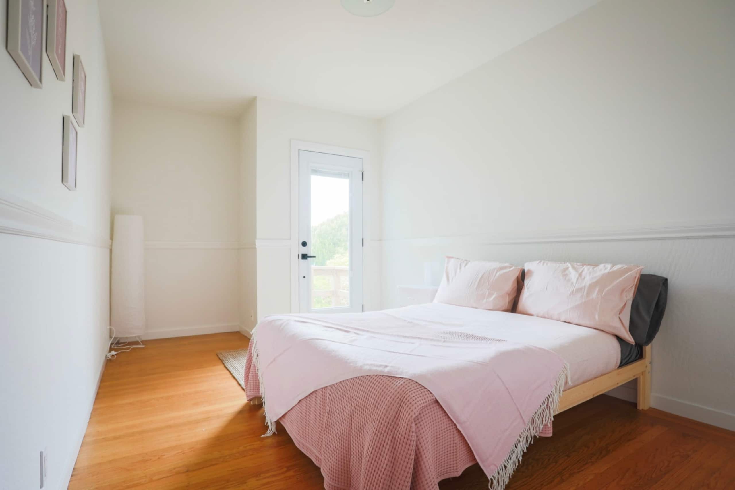 Home in San Francisco · ★4.95 · 4 bedrooms · 5 beds · 2 baths - Image 13
