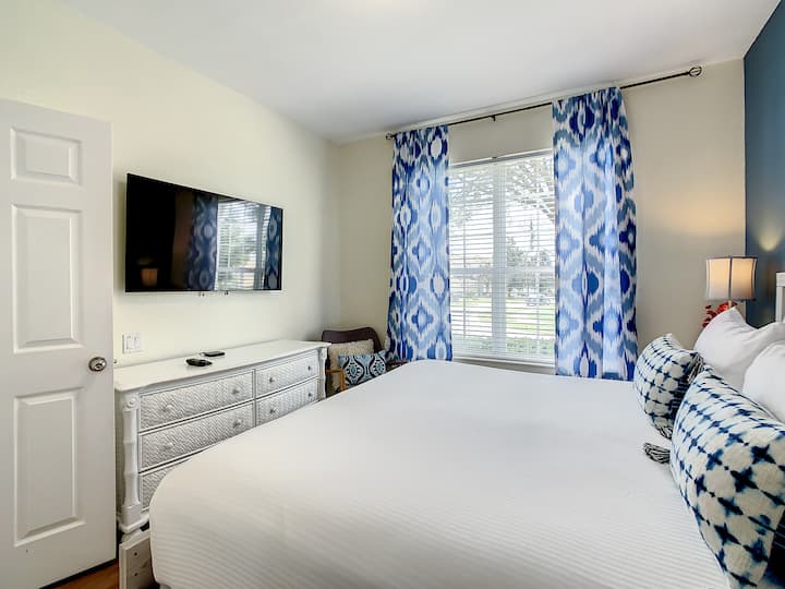 7781TeasconeBoulevard -48