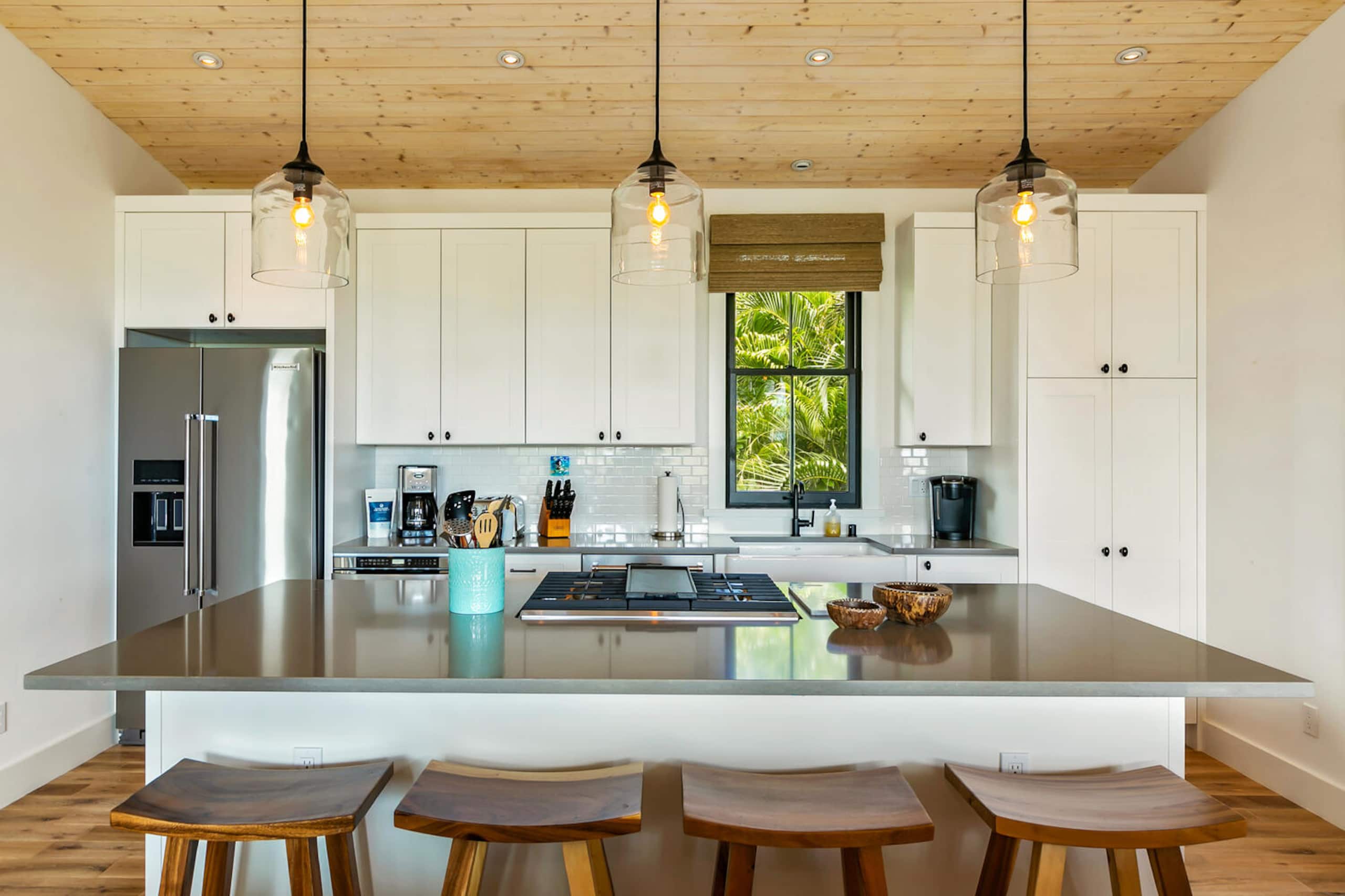 Home in Koloa · ★5.0 · 4 bedrooms · 7 beds · 3.5 baths - Photo 10