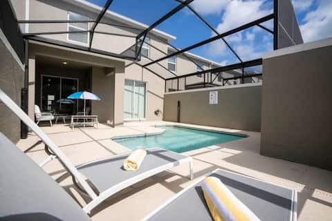 Gorgeous 4 Bd w/ Pool @ Storey Lake Resort 2653