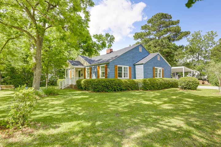 Charming New Bern Cottage W/ Grill & Fire Pit! - New Bern, NC