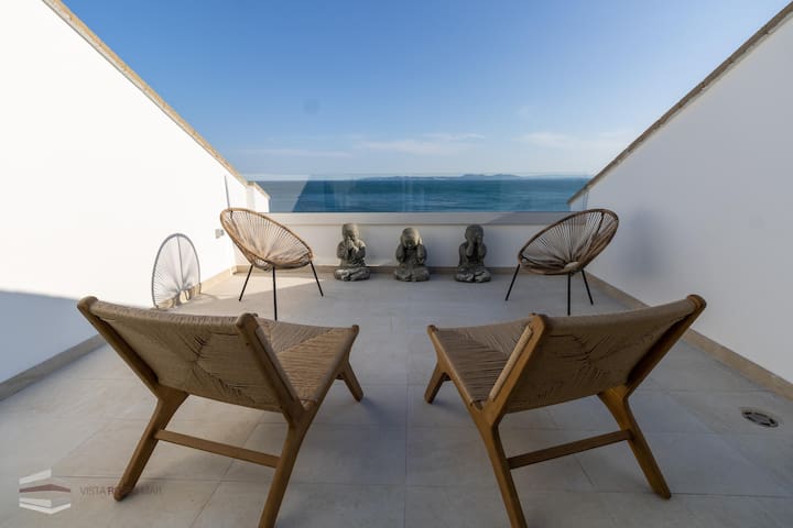 Spectacular seafront house, with a communal pool a