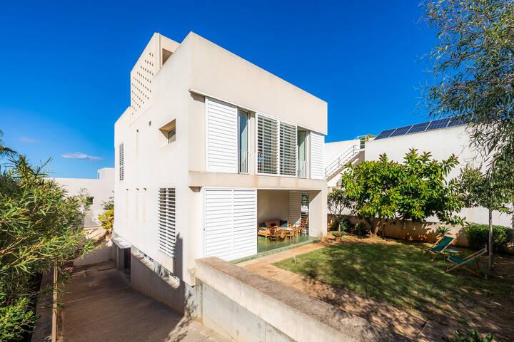 Villa Mercedes gallery image 2