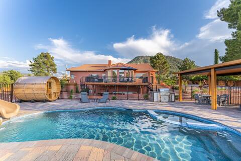 Dream Retreat Home: Pool, Spa, Sauna, Golf
