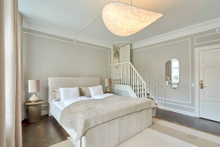 Luxurious 3BR Ground-Floor Flat in Superb Location gallery image 2
