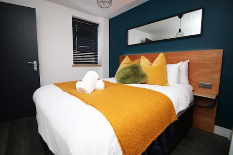 Popular Airbnb listing: Cohost Partners Cardiff Retreat with Smart TV in Cathays