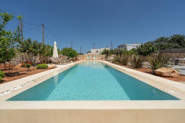 Le Mont Blanc for large groups sleeps 13 gallery image 2