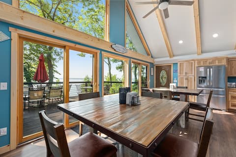 On Gull Lake | Hot Tub | Fireplace | Fire Pit