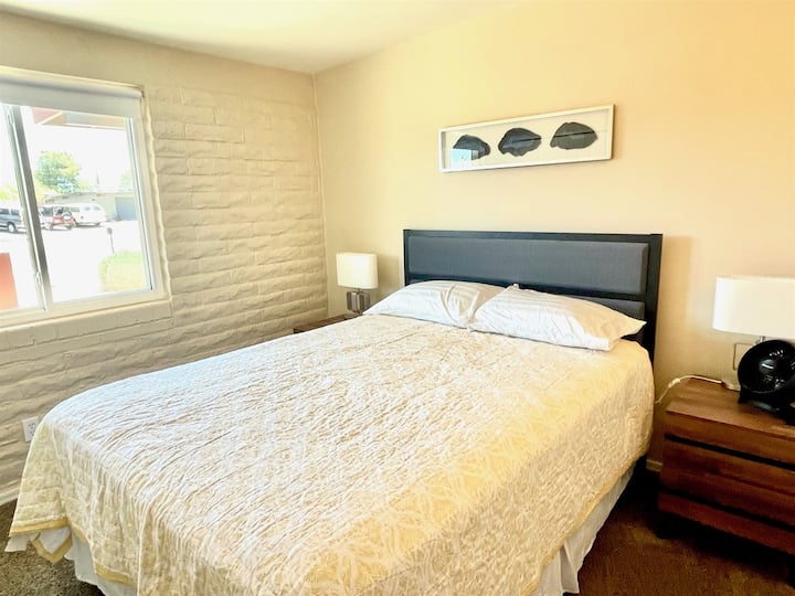 חדר שינה מס '3 עם מיטת קווין סייז