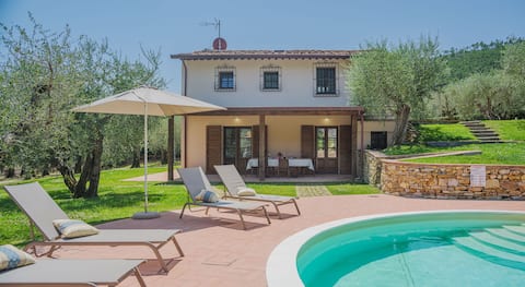 Casa Degli Olivi Di Dante by Tuscanhouses