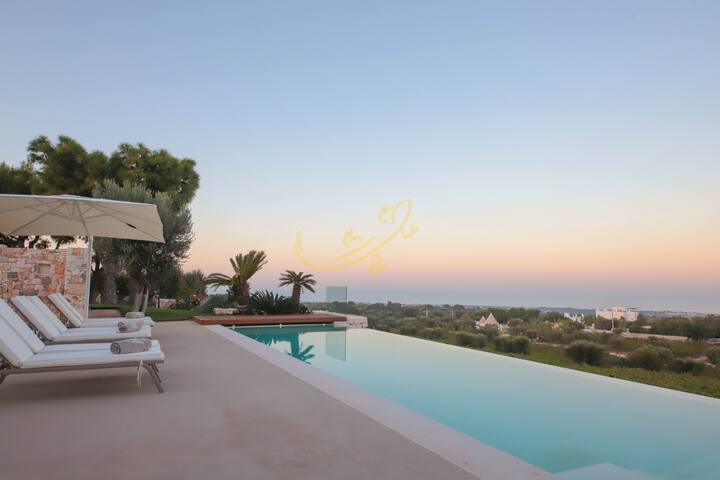 TD Tenuta Donna Madia Sea View Pool Over Vineyard gallery image 3