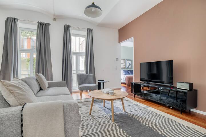 Blueground | Neubau, nr U6 Burggasse/Stadthalle gallery image 3