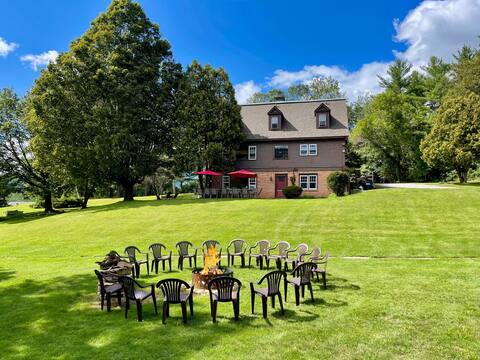 Perfect Reunion House! Pool, tennis, dogs